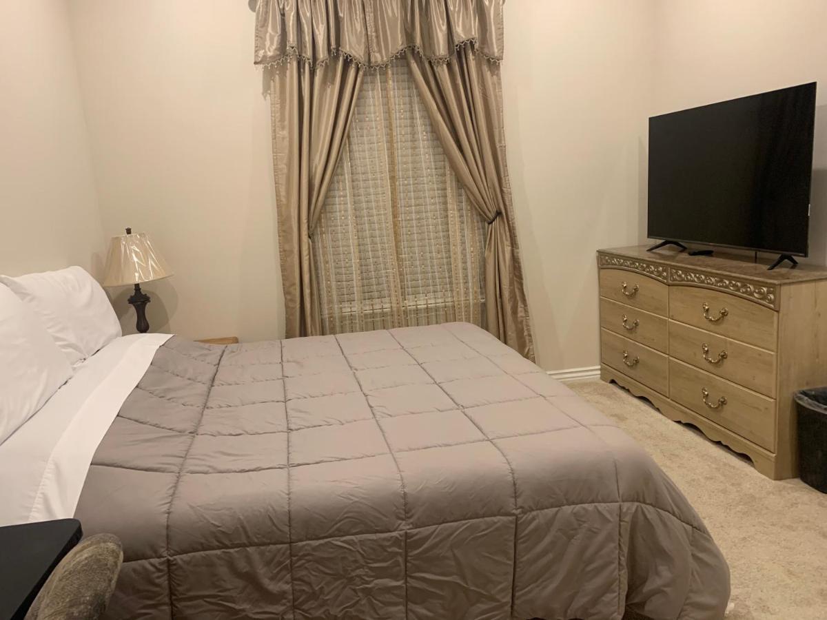 Luxhome Suites N Villa Riverside Luaran gambar